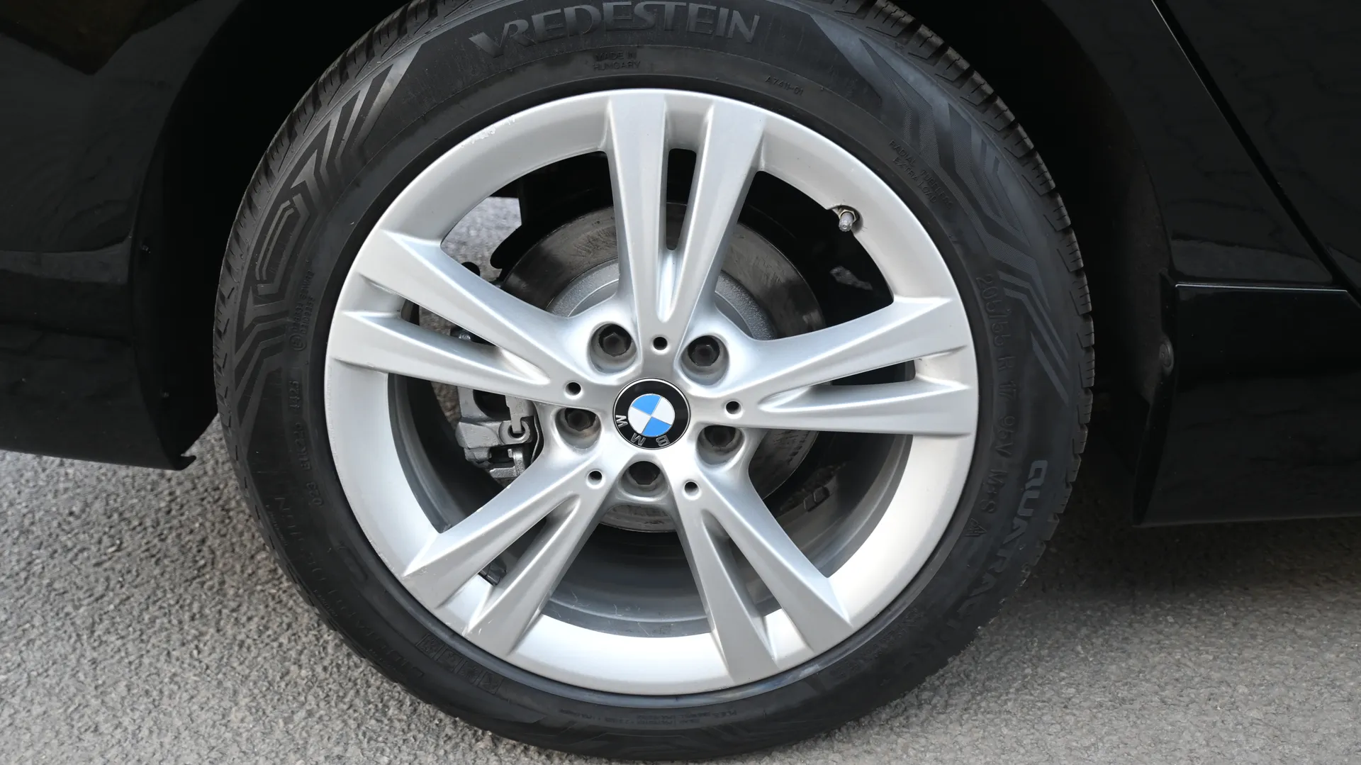BMW 2 GRAN TOURER F46 2.0D 150KM 2016 czarny - zdjęcie 52 | AUTOTOJA.PL
