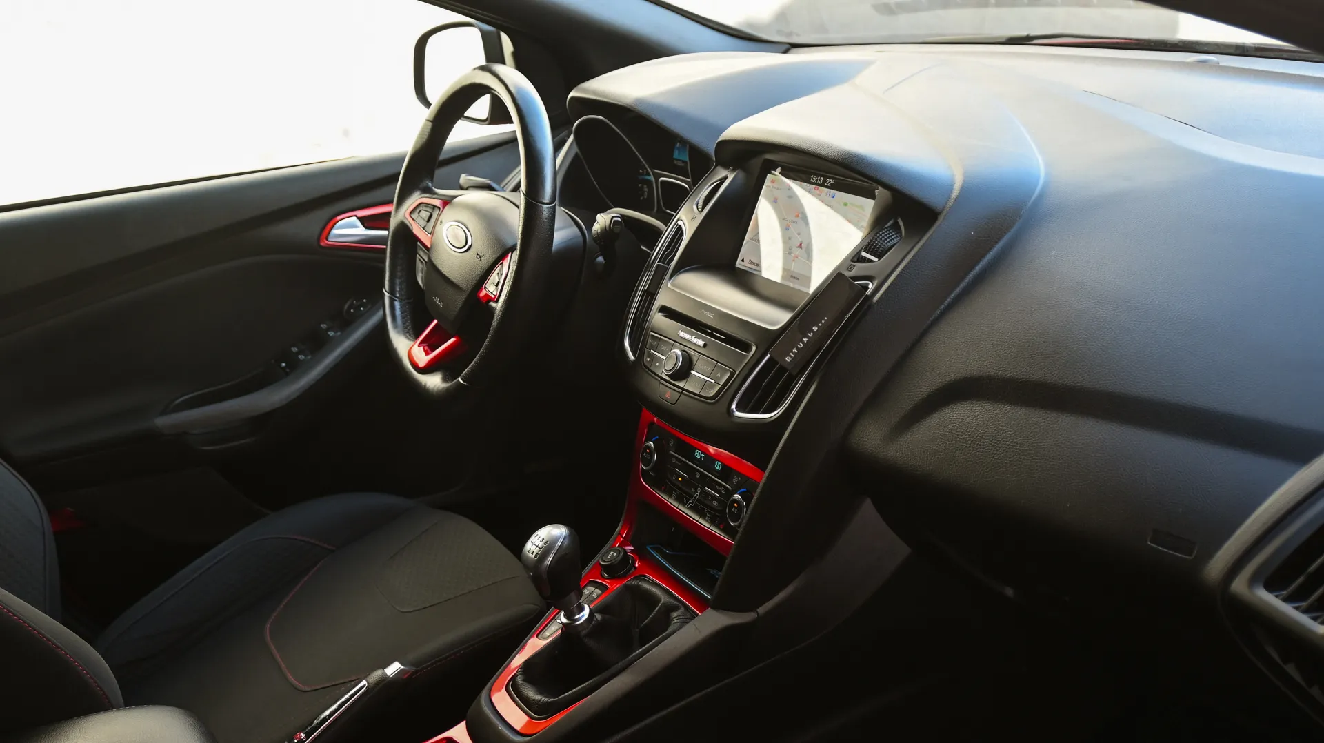 Ford Focus ST-Line DURATORQ 2018 czerwony - zdjęcie 32 | AUTOTOJA.PL