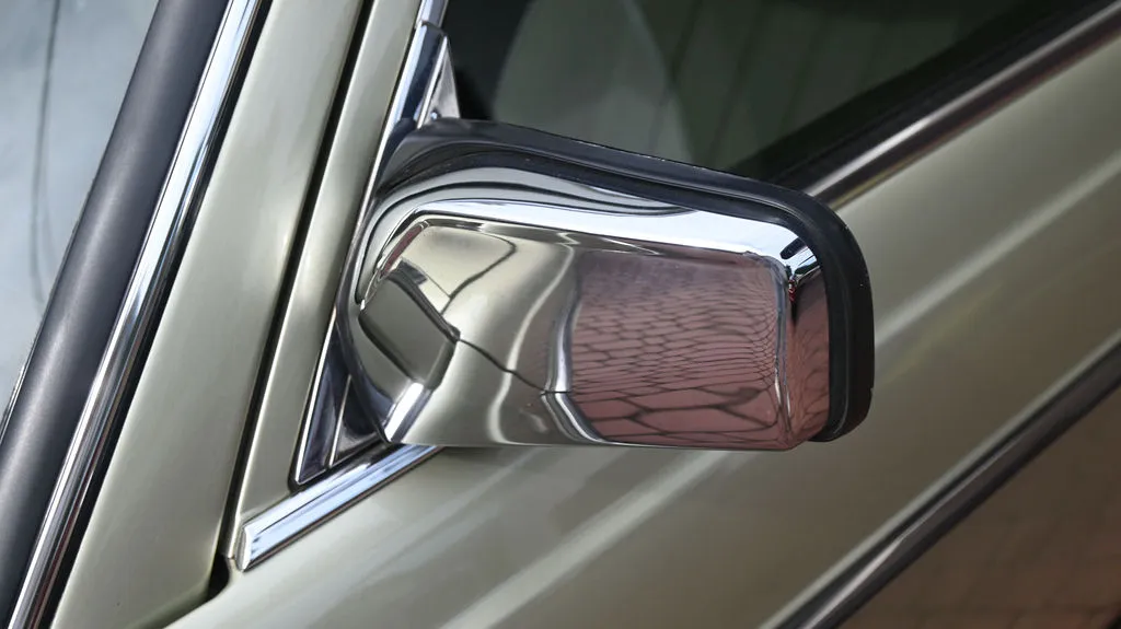 Mercedes-Benz W123 2.0 PB Pełna historia, Prawdziwy Klasyk 1983 na sprzedaż - galeria zdjęć, zdjęcie 9 | AUTOTOJA Kraków Mercedes-Benz W123 2.0 PB Pełna historia, Prawdziwy Klasyk 1983 na sprzedaż - galeria zdjęć, zdjęcie 9 | AUTOTOJA Kraków