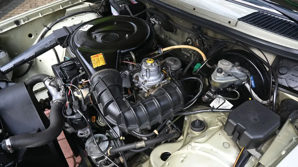 Mercedes-Benz W123 2.0 PB Pełna historia, Prawdziwy Klasyk 1983 na sprzedaż - galeria zdjęć, zdjęcie 17 | AUTOTOJA Kraków Mercedes-Benz W123 2.0 PB Pełna historia, Prawdziwy Klasyk 1983 na sprzedaż - galeria zdjęć, zdjęcie 17 | AUTOTOJA Kraków