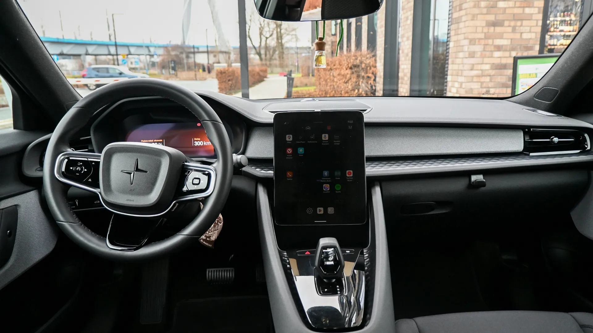 Polestar 2 SR 64kW 2022 niebieski - zdjęcie 20 | AUTOTOJA.PL