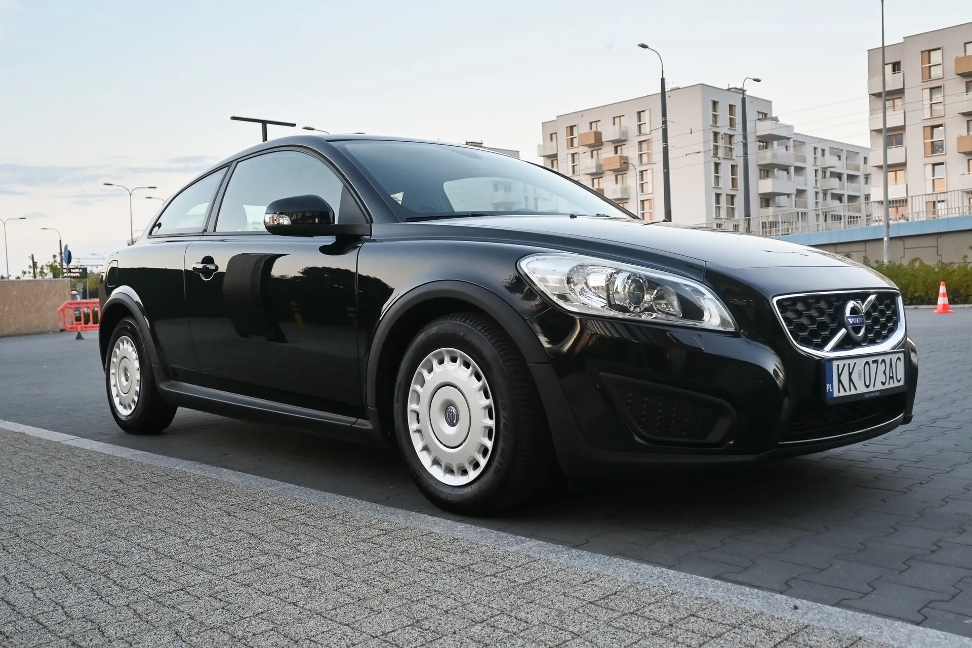 Volvo C30 D2 1.6D 115KM 2011 na sprzedaż - fotele i przestrzeń pasażerska · Kraków Volvo C30 D2 1.6D 115KM 2011 na sprzedaż - fotele i przestrzeń pasażerska · Kraków