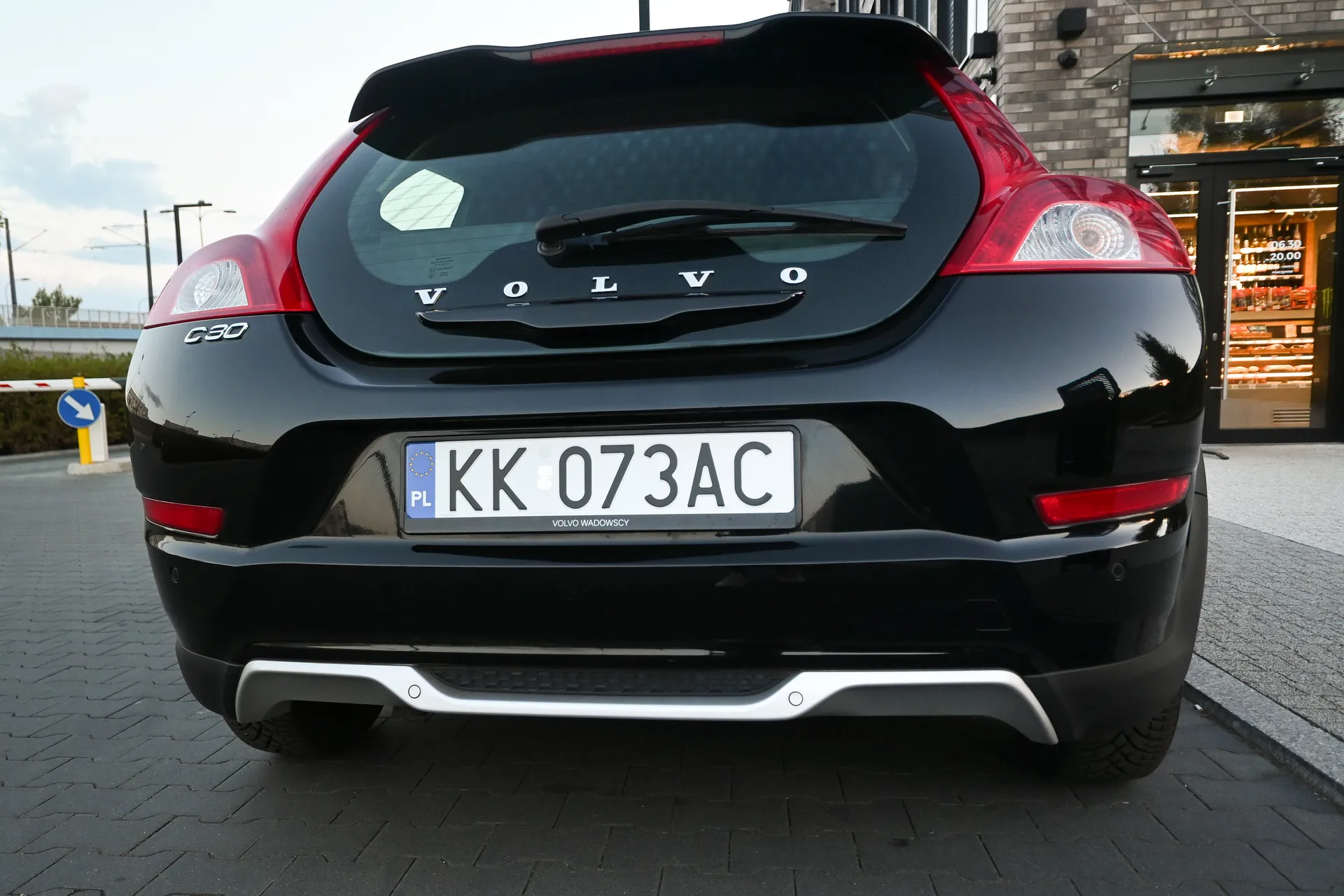 Volvo C30 D2 1.6D 115KM 2011 na sprzedaż - galeria zdjęć, zdjęcie 20 | AUTOTOJA Kraków Volvo C30 D2 1.6D 115KM 2011 na sprzedaż - galeria zdjęć, zdjęcie 20 | AUTOTOJA Kraków