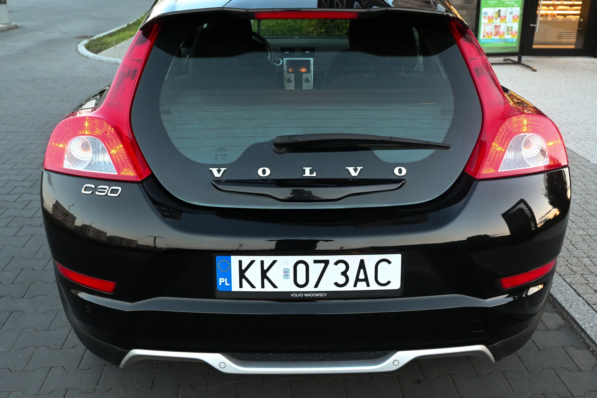 Volvo C30 D2 1.6D 115KM 2011 na sprzedaż - galeria zdjęć, zdjęcie 21 | AUTOTOJA Kraków Volvo C30 D2 1.6D 115KM 2011 na sprzedaż - galeria zdjęć, zdjęcie 21 | AUTOTOJA Kraków