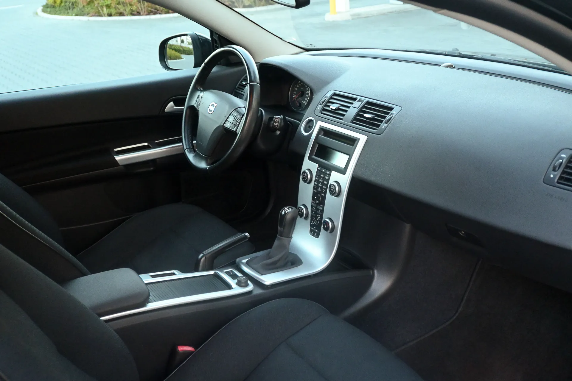 Volvo C30 D2 1.6D 115KM 2011 na sprzedaż - galeria zdjęć, zdjęcie 24 | AUTOTOJA Kraków Volvo C30 D2 1.6D 115KM 2011 na sprzedaż - galeria zdjęć, zdjęcie 24 | AUTOTOJA Kraków