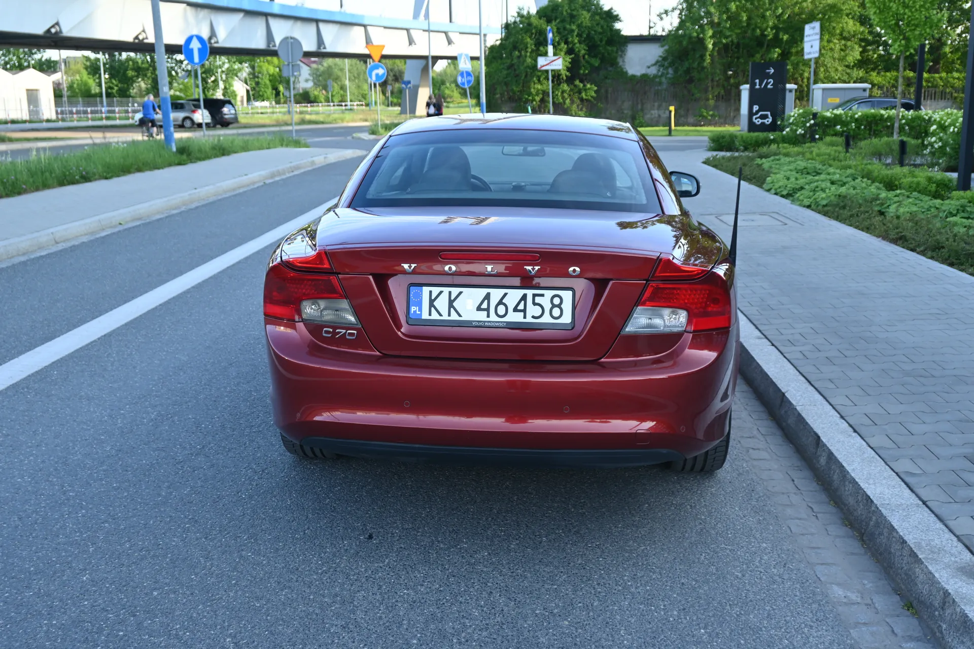 Volvo C70 2,0 D Momentum, Coupé/Cabrio 2010 Bordowy - zdjęcie 10 | AUTOTOJA.PL