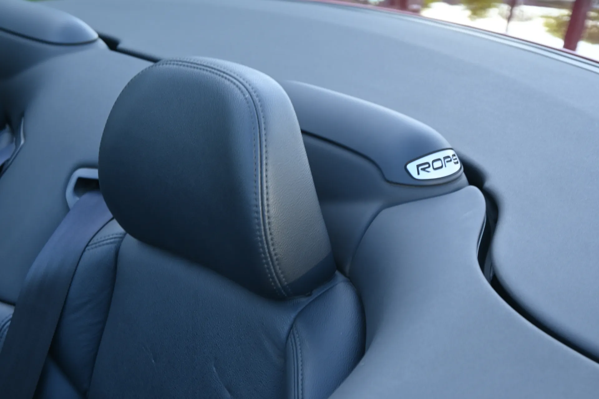 Volvo C70 2,0 D Momentum, Coupé/Cabrio 2010 Bordowy - zdjęcie 25 | AUTOTOJA.PL