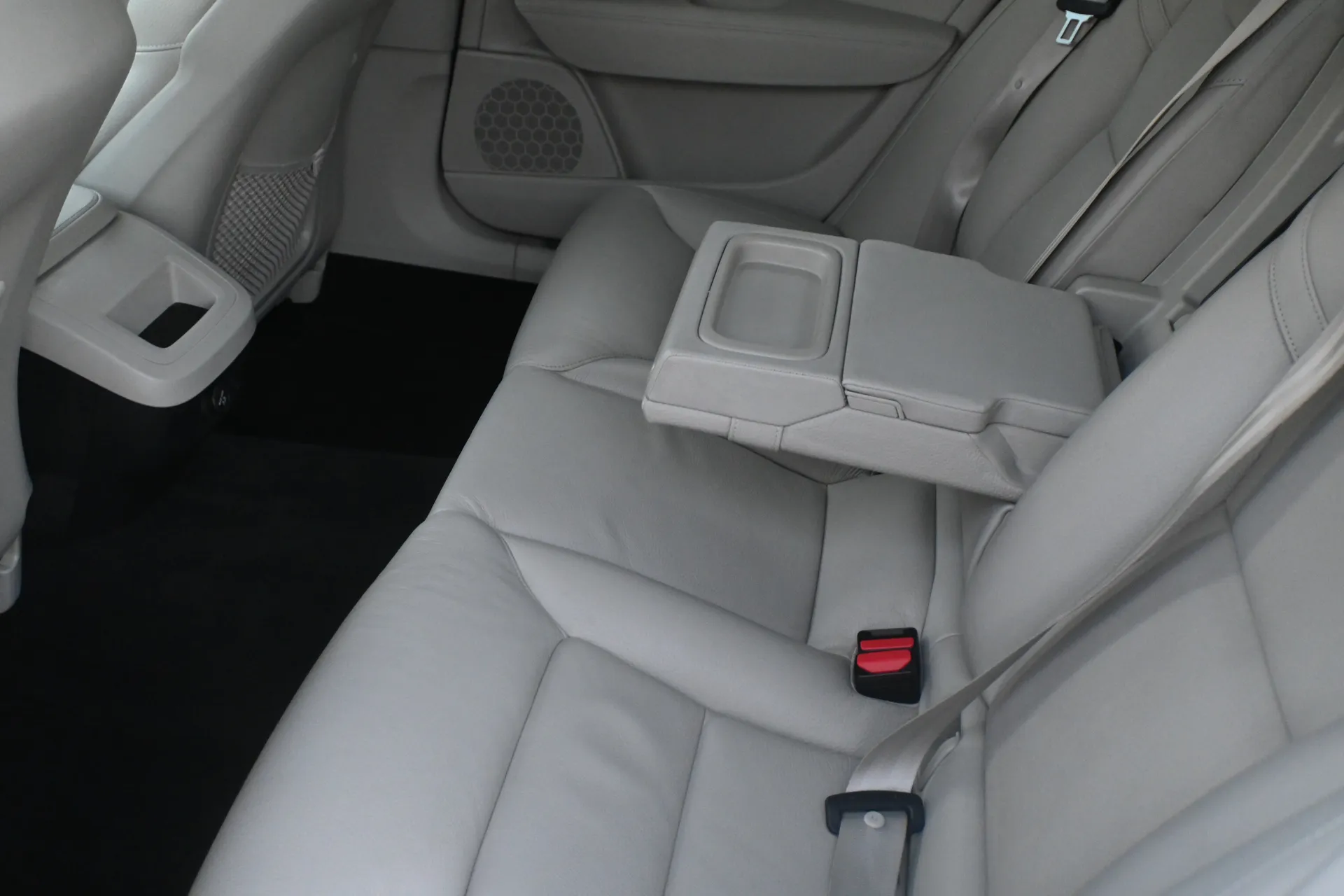 VOLVO  S90 D4 Momentum 2017 na sprzedaż - galeria zdjęć, zdjęcie 28 | AUTOTOJA Kraków
