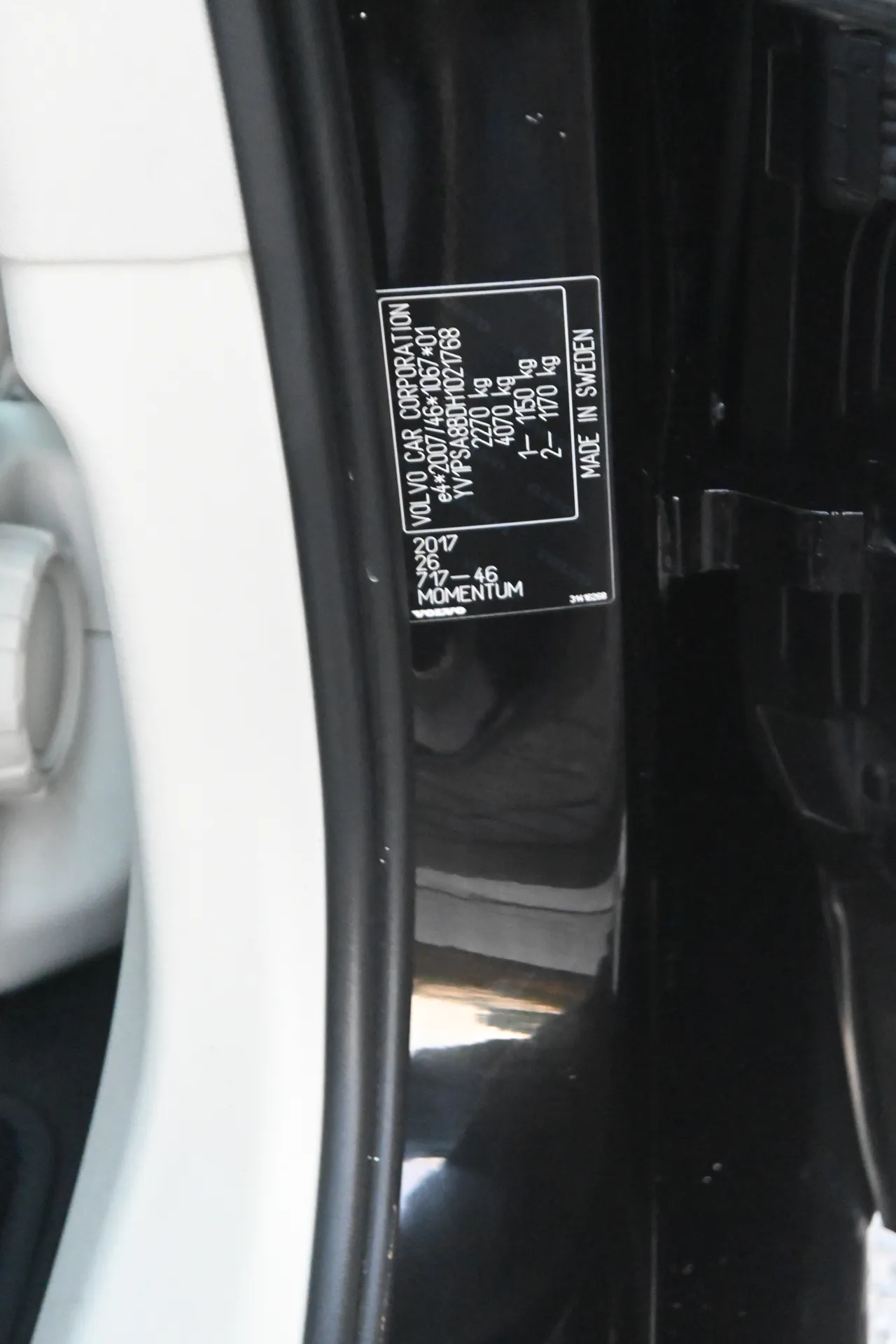 VOLVO  S90 D4 Momentum 2017 na sprzedaż - galeria zdjęć, zdjęcie 30 | AUTOTOJA Kraków