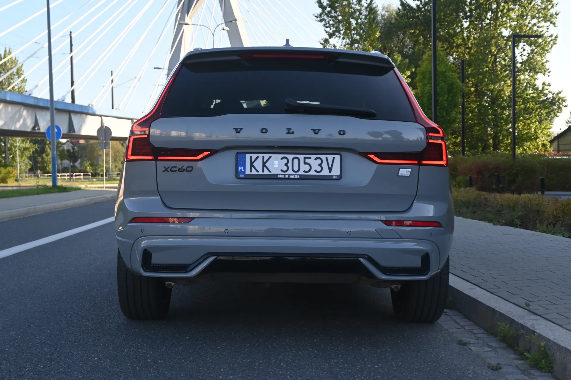 Volvo Xc60 T6 AWD Recherge 2023 na sprzedaż - wnętrze i deska rozdzielcza | Samochody używane Kraków Volvo Xc60 T6 AWD Recherge 2023 na sprzedaż - wnętrze i deska rozdzielcza | Samochody używane Kraków
