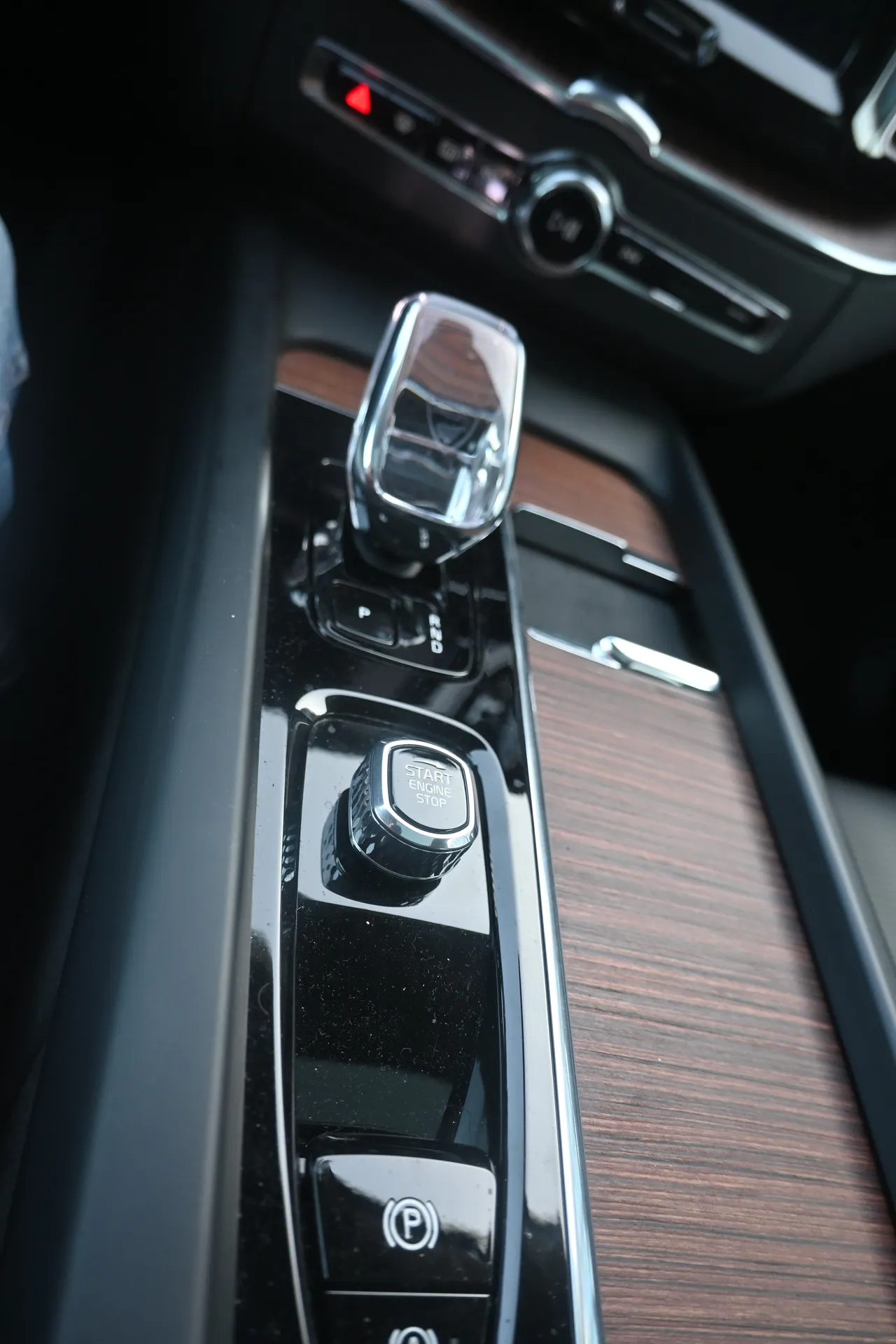 Volvo Xc60 T6 AWD Recherge 2023 na sprzedaż - galeria zdjęć, zdjęcie 31 | AUTOTOJA Kraków Volvo Xc60 T6 AWD Recherge 2023 na sprzedaż - galeria zdjęć, zdjęcie 31 | AUTOTOJA Kraków