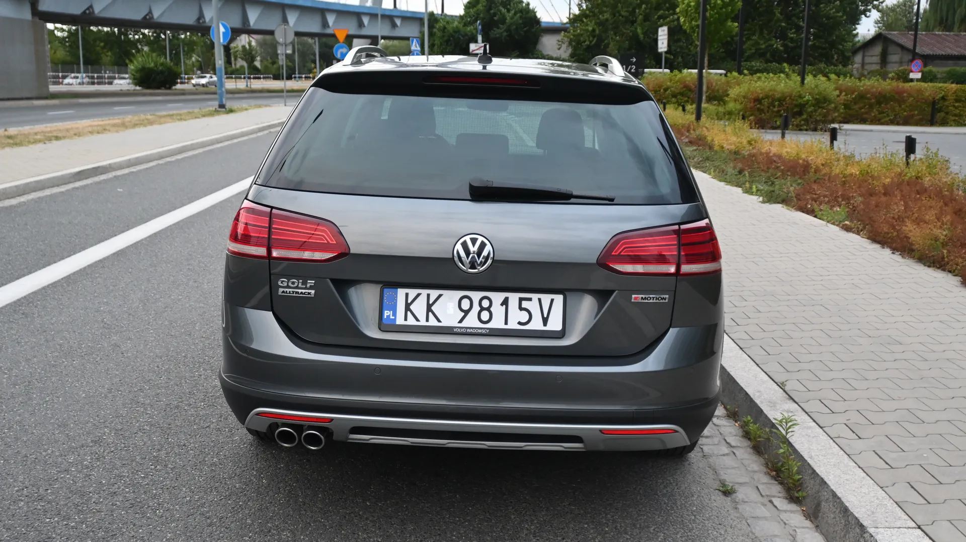VW Golf VII Alltrack 2.0 TDI DSG 4Motion 2019 na sprzedaż - widok z przodu · Salon Kraków AUTOTOJA.PL VW Golf VII Alltrack 2.0 TDI DSG 4Motion 2019 na sprzedaż - widok z przodu · Salon Kraków AUTOTOJA.PL