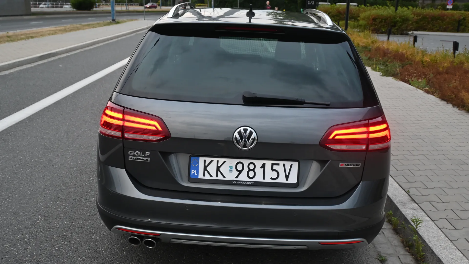 VW Golf VII Alltrack 2.0 TDI DSG 4Motion 2019 na sprzedaż - galeria zdjęć, zdjęcie 18 | AUTOTOJA Kraków VW Golf VII Alltrack 2.0 TDI DSG 4Motion 2019 na sprzedaż - galeria zdjęć, zdjęcie 18 | AUTOTOJA Kraków