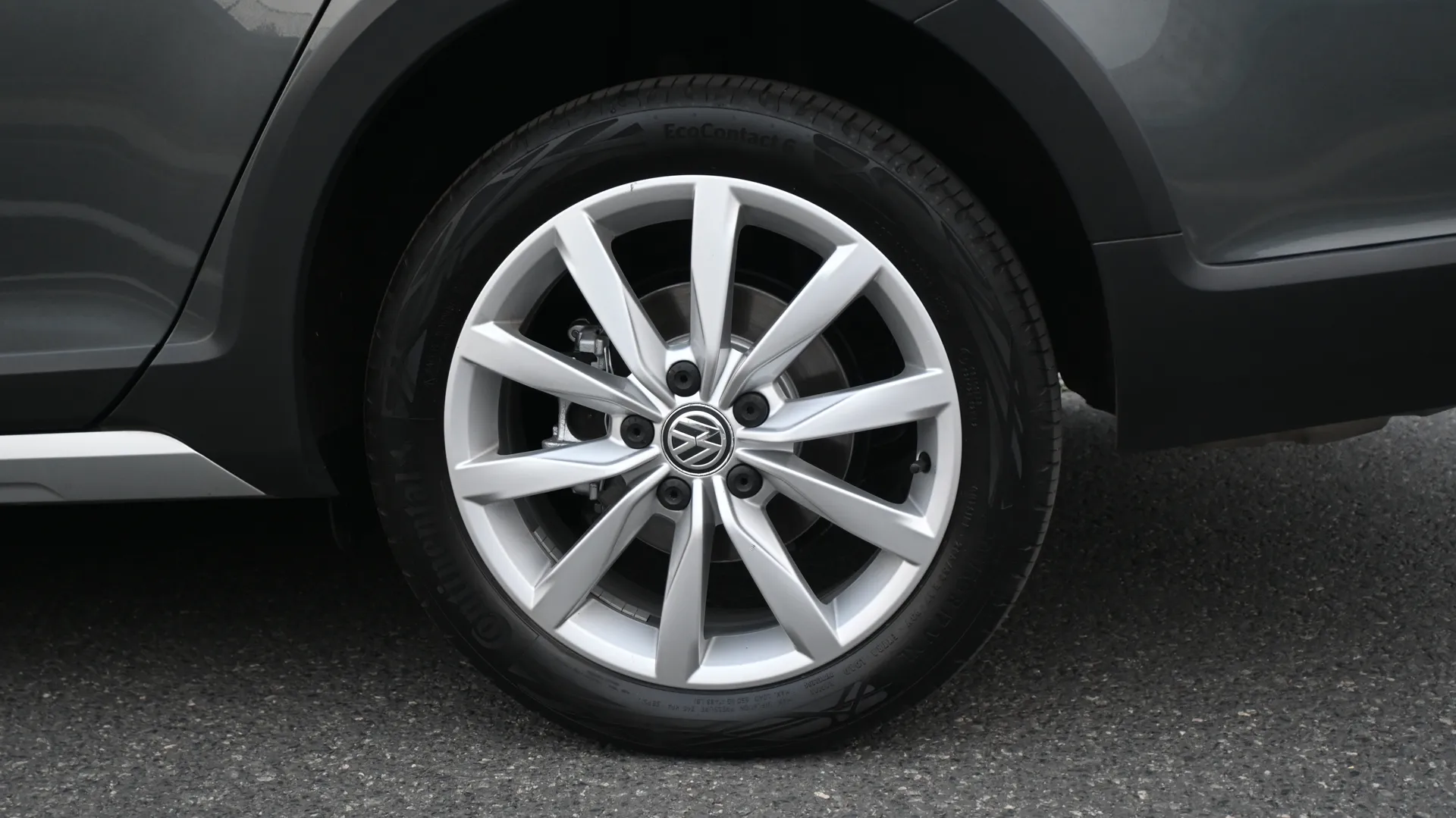 VW Golf VII Alltrack 2.0 TDI DSG 4Motion 2019 na sprzedaż - galeria zdjęć, zdjęcie 20 | AUTOTOJA Kraków VW Golf VII Alltrack 2.0 TDI DSG 4Motion 2019 na sprzedaż - galeria zdjęć, zdjęcie 20 | AUTOTOJA Kraków