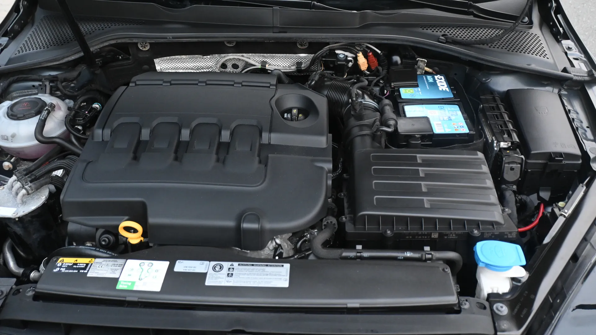 VW Golf VII Alltrack 2.0 TDI DSG 4Motion 2019 na sprzedaż - galeria zdjęć, zdjęcie 28 | AUTOTOJA Kraków VW Golf VII Alltrack 2.0 TDI DSG 4Motion 2019 na sprzedaż - galeria zdjęć, zdjęcie 28 | AUTOTOJA Kraków