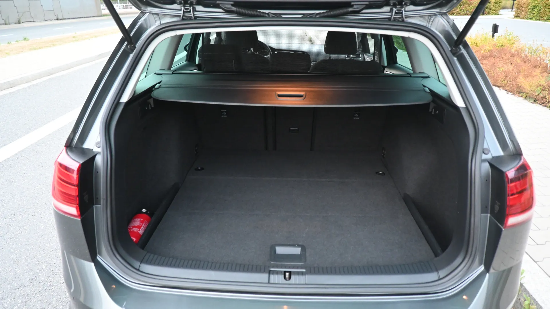 VW Golf VII Alltrack 2.0 TDI DSG 4Motion 2019 na sprzedaż - galeria zdjęć, zdjęcie 31 | AUTOTOJA Kraków VW Golf VII Alltrack 2.0 TDI DSG 4Motion 2019 na sprzedaż - galeria zdjęć, zdjęcie 31 | AUTOTOJA Kraków