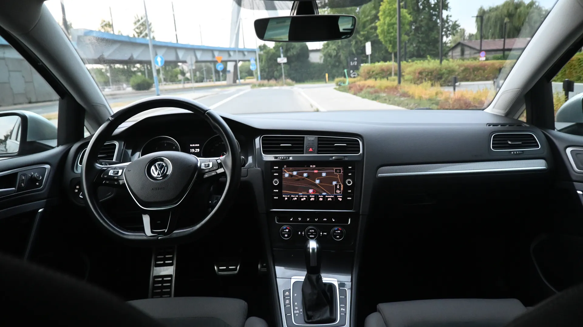 VW Golf VII Alltrack 2.0 TDI DSG 4Motion 2019 na sprzedaż - galeria zdjęć, zdjęcie 36 | AUTOTOJA Kraków VW Golf VII Alltrack 2.0 TDI DSG 4Motion 2019 na sprzedaż - galeria zdjęć, zdjęcie 36 | AUTOTOJA Kraków